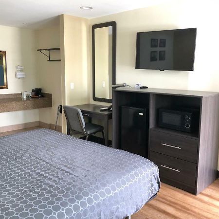 Simply Home Inn & Suites - Riverside Εξωτερικό φωτογραφία